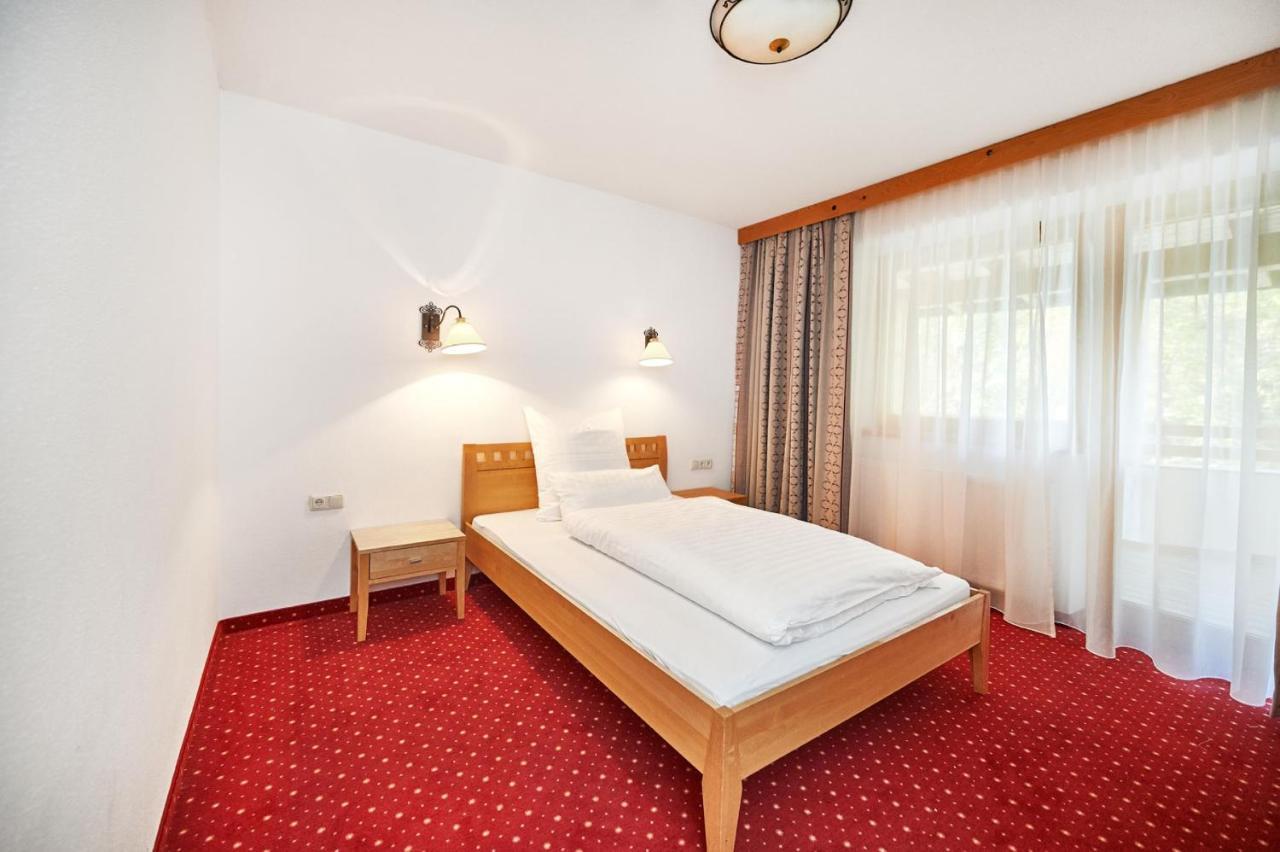 Hotel Zum Sternenhof Kössen Екстериор снимка